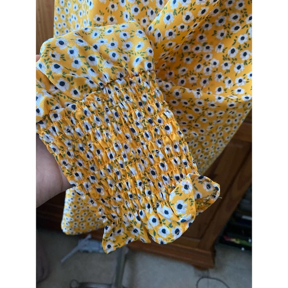 Carolina Belle - Picture 2 of 5